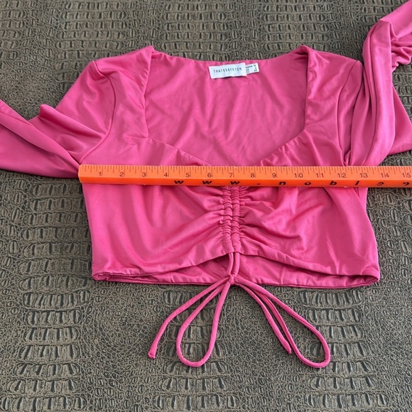 THATSSOFETCH Hot Pink Long Sleeve Ruched Drawstring Crop Top Size 6 - Picture 5 of 6